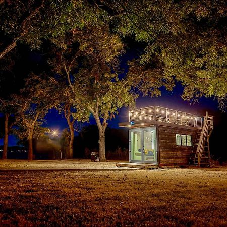 Elegant Container Tiny House Yellow & Blue Villa Waco Luaran gambar