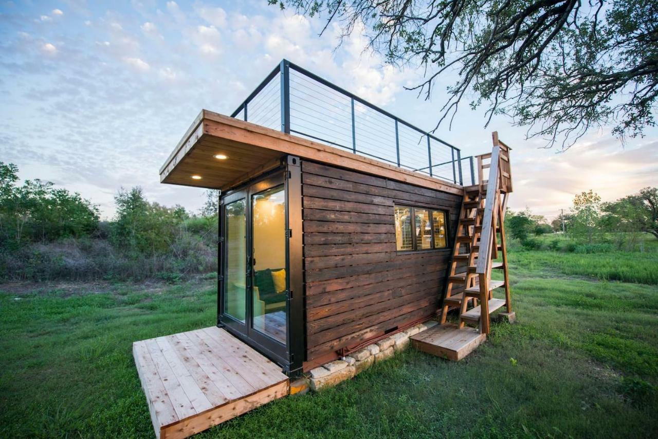 Elegant Container Tiny House Yellow & Blue Villa Waco Luaran gambar